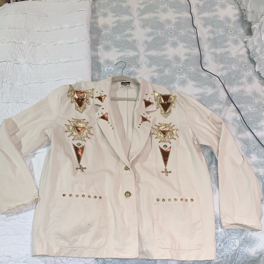 Vintage thrifted cream blazer jacket